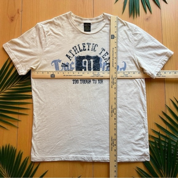 LUCKY BRAND Men’s Athletic Team Graphic T-Shirt - Size Large - Picture 6 of 7